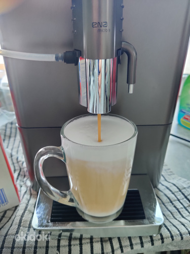 Полностью автоматическая кофемашина Jura (фото #7)