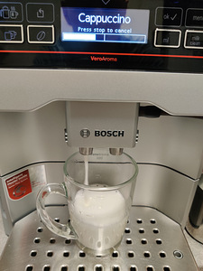 Bosch täisautomaatne espressomasin (4 foto / 8)