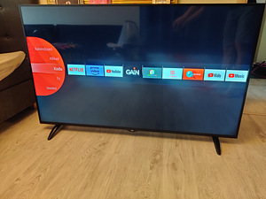 65" JVC 4K UHD teler SmartTV (3 foto / 6)