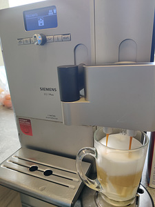 Siemens täisautomaatne espressomasin (6 foto / 7)