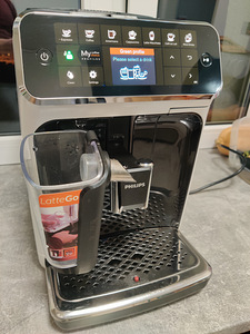 Philips LatteGo täisautomaatne kohvimasin (1 foto / 5)