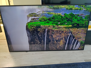 55" 4k UHD teler SmartTV (2 foto / 5)