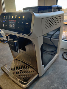 Philips LatteGo täisautomaatne kohvimasin (3 foto / 7)