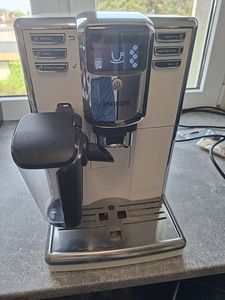 Philips LatteGo täisautomaatne espressomasin (1 foto / 5)