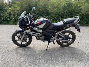 Honda Cbr 125cc (4 foto / 5)