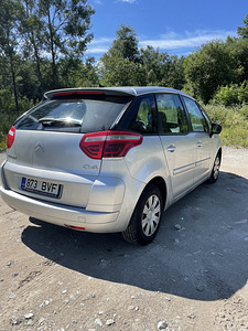 Citroen C4 Picasso (4 фото из 8)
