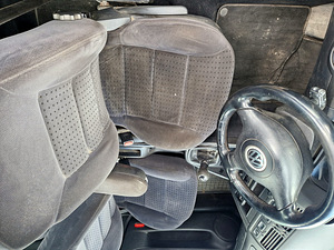Volkswagen Bora 1.6 (6 foto / 6)