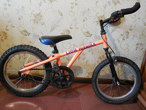 Велосипед колесо на 16"и 18" для хлопчика та дивчинки