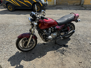 Kawasaki ZR 750C 1994 (4 foto / 4)