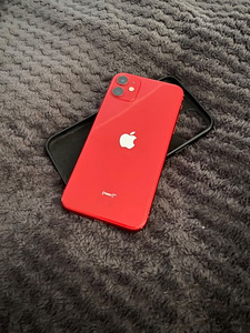 iPhone 11 64 GB (1 foto / 2)