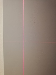Dewalt DW088 ristjoonlaser/лазерный уровень (2 фото из 2)