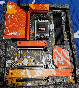 Asrock B650 Livemixer AM5 emaplaat / motherboard (2 foto / 3)