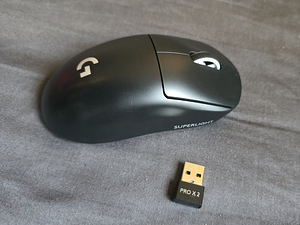Logitech G Pro X Superlight 2 - juhtmevaba mänguri hiir (2 foto / 2)