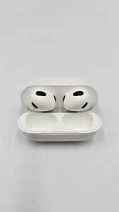 AirPods 3 | Original | Vasak on vaiksem (3 foto / 5)
