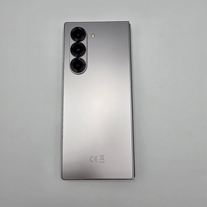 Samsung Galaxy Z Fold 6 | 512GB | Silver - with Warranty (7 foto / 9)