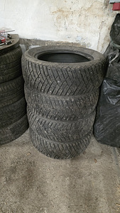 M+S Rehvid - Goodyear Ultragrip Ice Arctic | 215/60/R16 8mm (1 foto / 3)