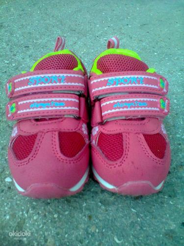 Кросівки для дівчинки (фото #1)