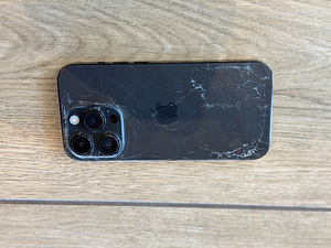 I phone 14 pro 128 gb (1 foto / 3)