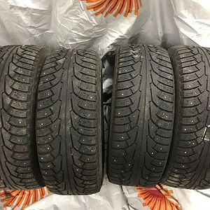 265/65/17 Nokian Hakkapeliitta naastrehvid (3 foto / 5)