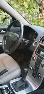 Volvo V50 facelift (10 фото из 11)
