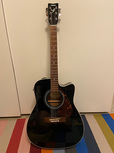 Электроакустическая гитара YAMAHA FX370C BL (1 фото из 1)