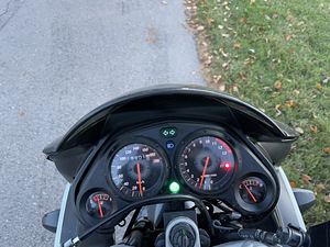 Honda cbr 125r (4 foto / 4)