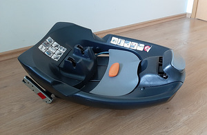 Cybex cloud q plus turvahäll isofix alusega (2 foto / 5)