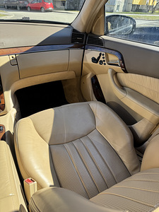 MERCEDES S55 AMG (14 foto / 15)