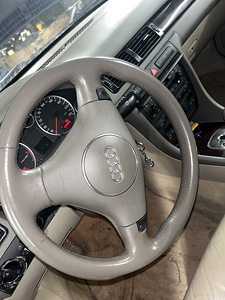 Audi a6 varuosad (7 foto / 10)
