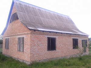 Незавершений будинок (3 фото з 4)