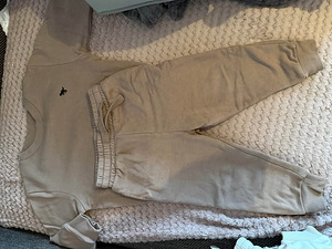 Спортивный костюм (2 фото из 2)