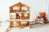 Кукольный домик из дерева по закупочной цене А-3