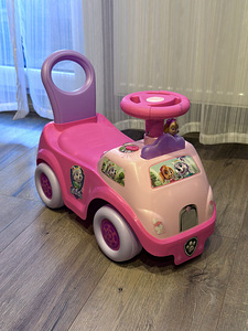 Beebi auto (1 foto / 6)