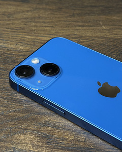 iPhone 13 mini 256 ГБ (6 фото из 7)