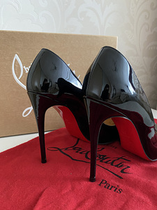 Christian Loboutin kingad (2 foto / 4)