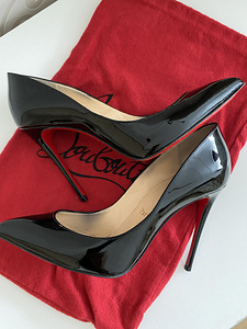 Christian Loboutin kingad (3 foto / 4)