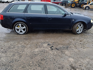 A6 C5 S-Line Quattro (3 foto / 10)