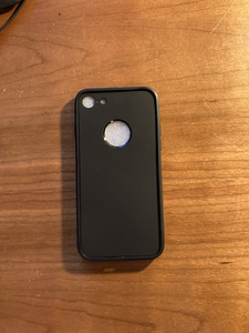 iPHONE SE 2020/8/7 kaitse (2 foto / 3)