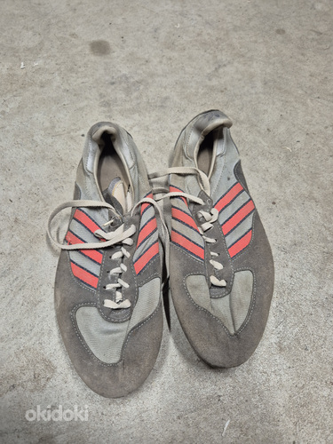 Retro naelikud Adidas