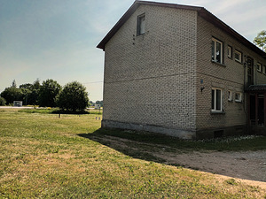 Продается квартира (2 фото из 7)