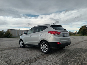 Hyundai ix35 2.0 135kw 2010 (4 foto / 13)