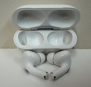 Kõrvaklapid Apple AirPods Pro 2 (5 foto / 8)