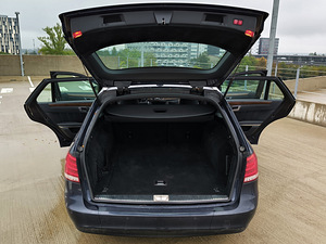 Mercedes-Benz E350 4MATIC Bang&Olufsen (6 foto / 14)