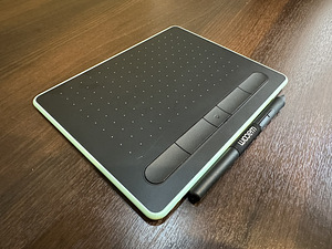 UUEVÄÄRNE Wacom Intuos S Bluetooth, roheline Graafikalaud (2 foto / 10)