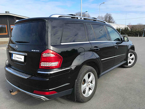 Mercedes-Benz GL 350 GL 350 BlueTEC (3 foto / 12)