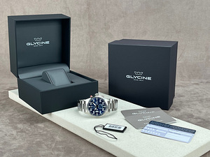 Uus meeste kell Glycine Airpilot Chronograph Date (7 foto / 8)