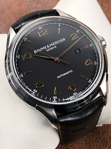 Baume & Mercier - Clifton Round Automatic XL Black Dial (2 foto / 8)