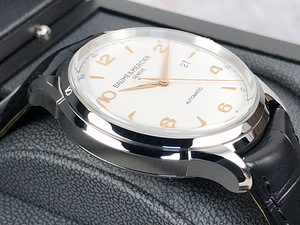Baume & Mercier Clifton Round Automatic XL White Dial (6 foto / 9)