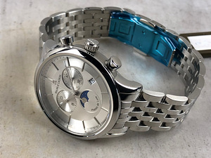 Maurice Lacroix - Les Classiques Chronograph Moonphase (5 фото из 8)