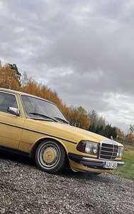 MERCEDES-BENZ 300 D (3 foto / 3)